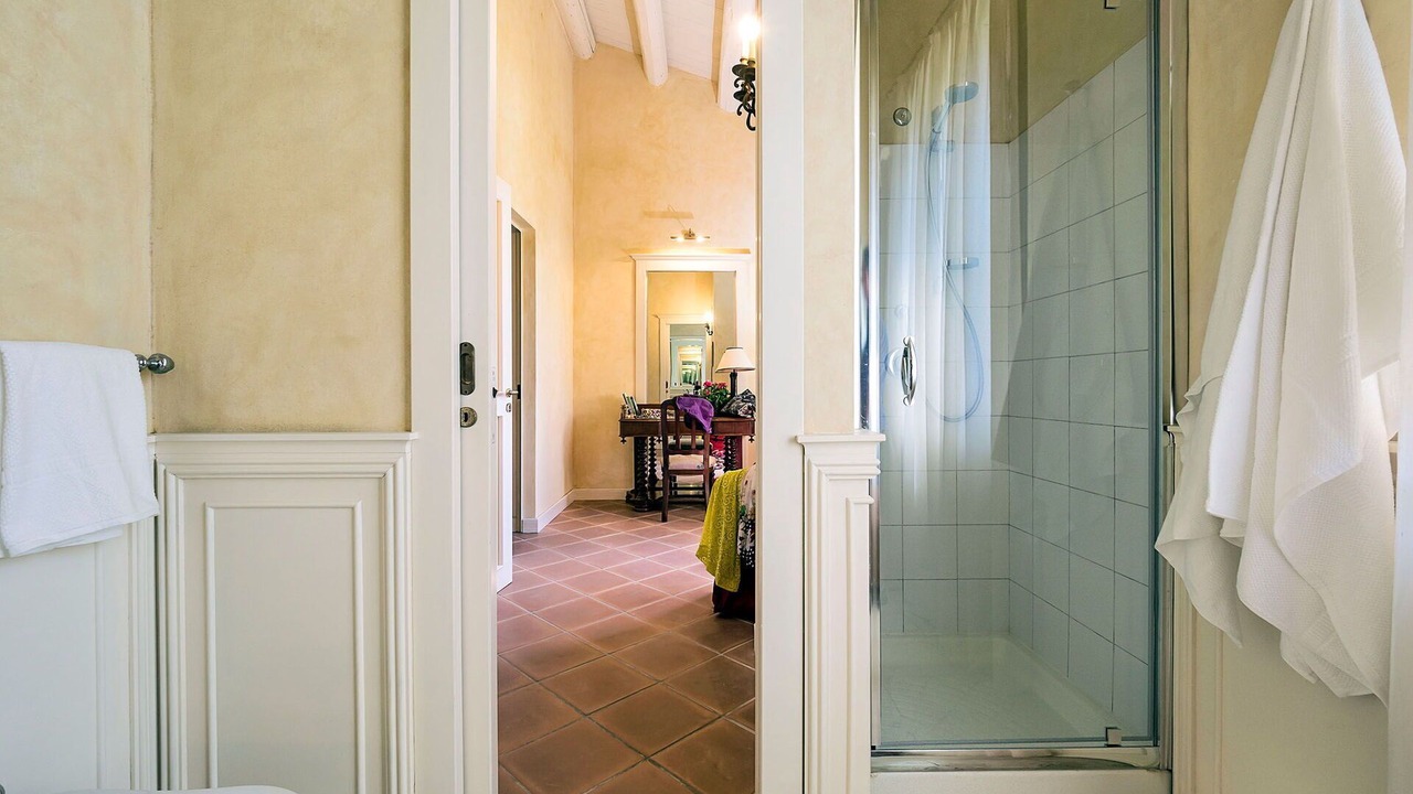 Photo of Bathroom in Carrozziere