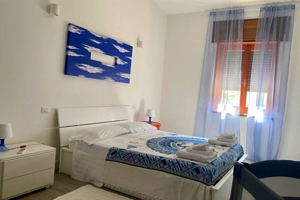 Photo of Bedroom in Costa Saracena-Castelluccio