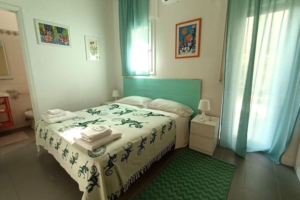 Photo of Bedroom in Costa Saracena-Castelluccio