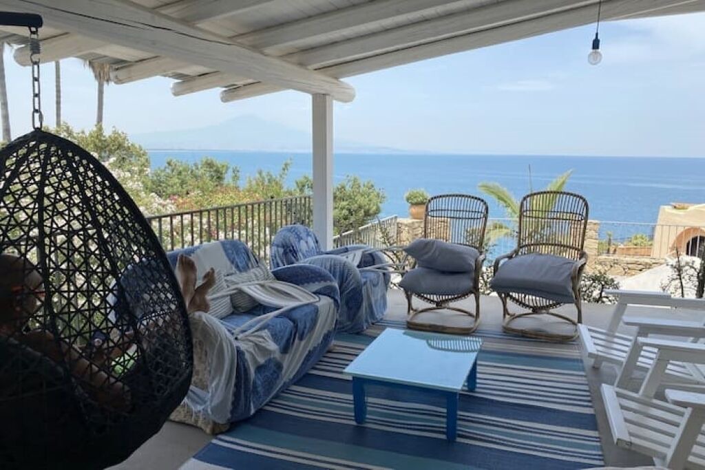 Photo of Patio Balcony in Costa Saracena-Castelluccio