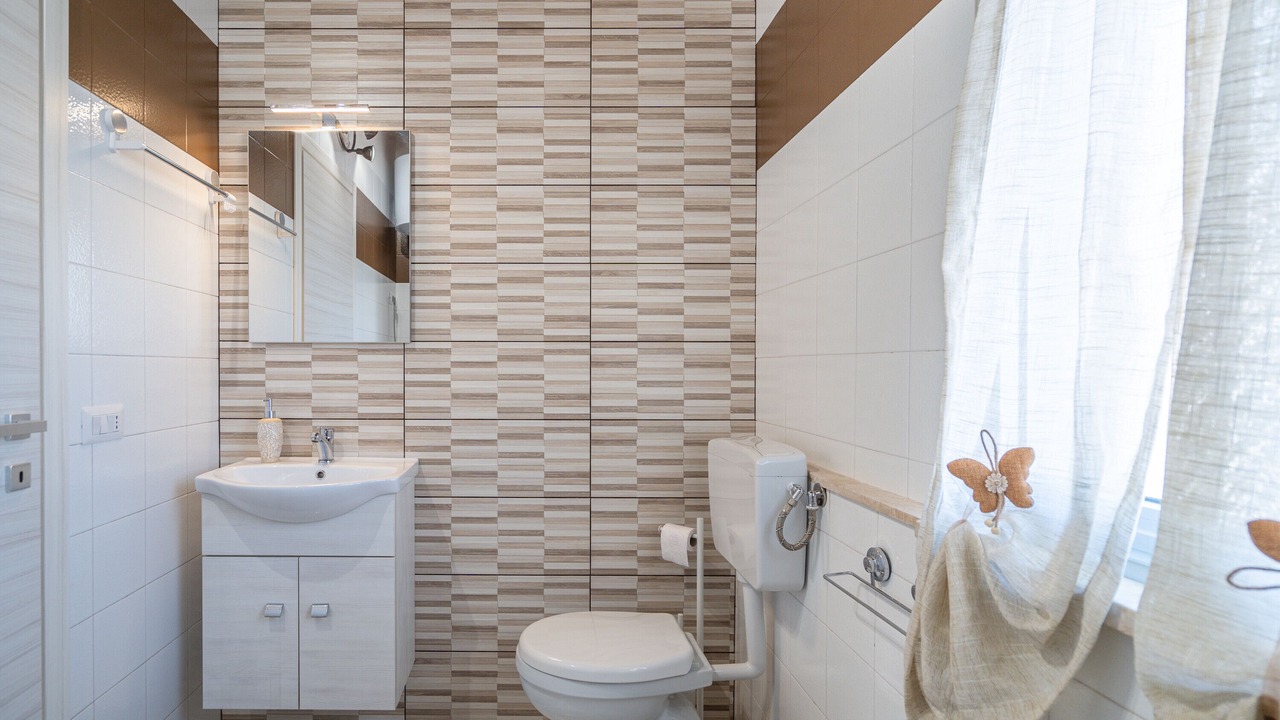 Photo of Bathroom in Floridia