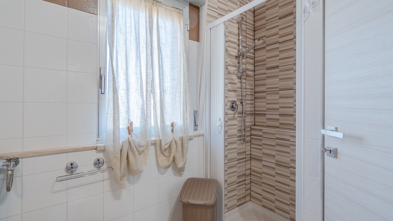 Photo of Bathroom in Floridia