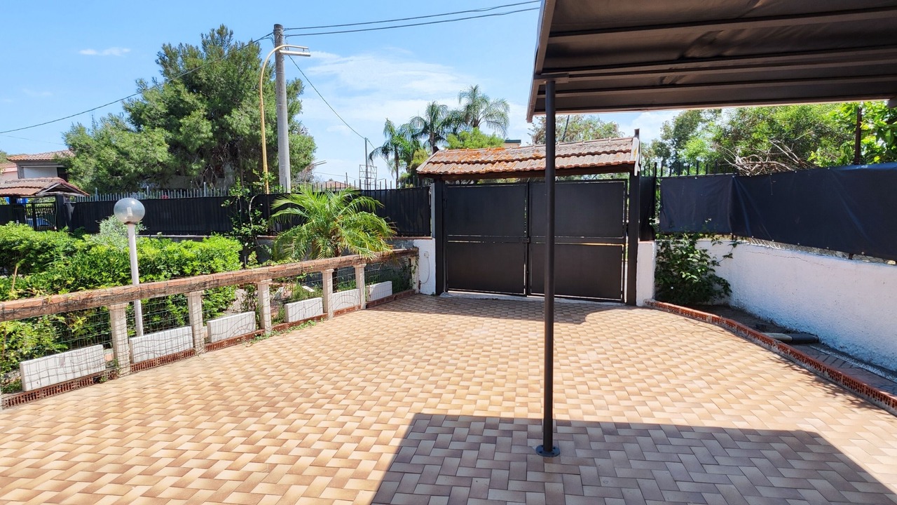Photo of Outdoor in San Giorgio-Librino-San Giuseppe la Rena-Zia Lisa-Villaggio Sant'Agata