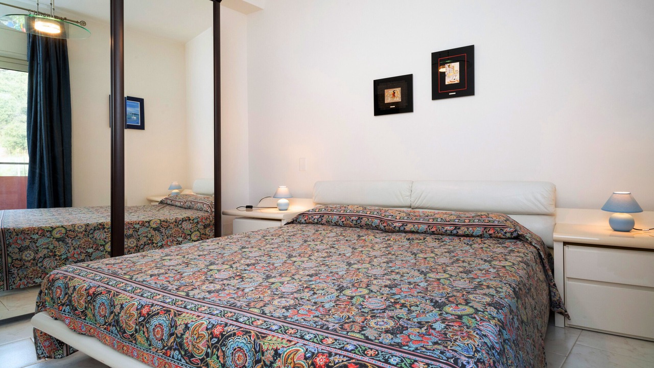Photo of Bedroom in Mitogio