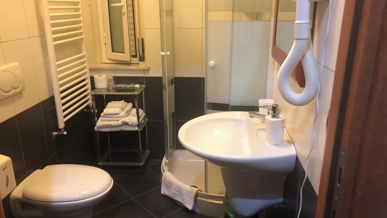 Photo of Bathroom in Mongiove