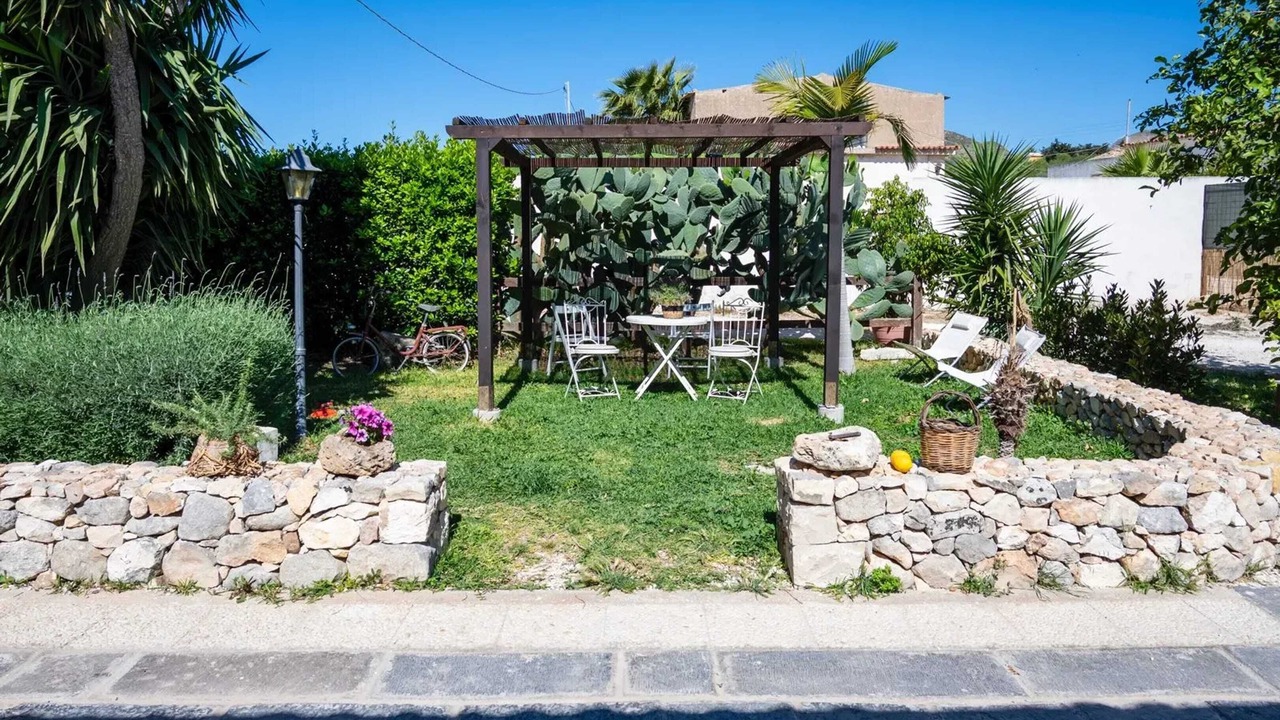 Photo of Outdoor in Avola