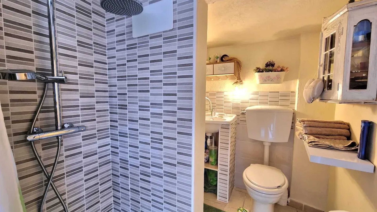 Photo of Bathroom in Acquaviva Platani