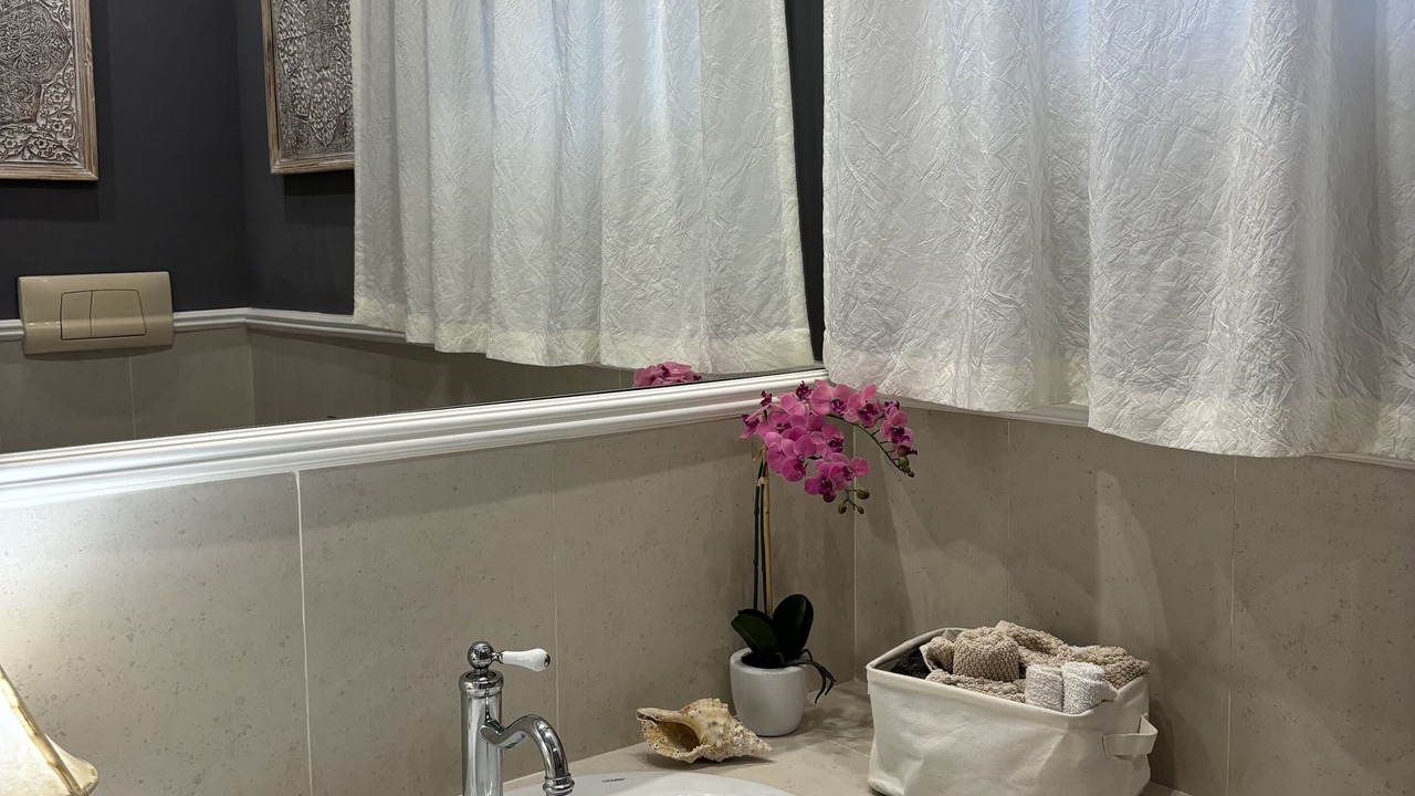 Photo of Bathroom in Addaura