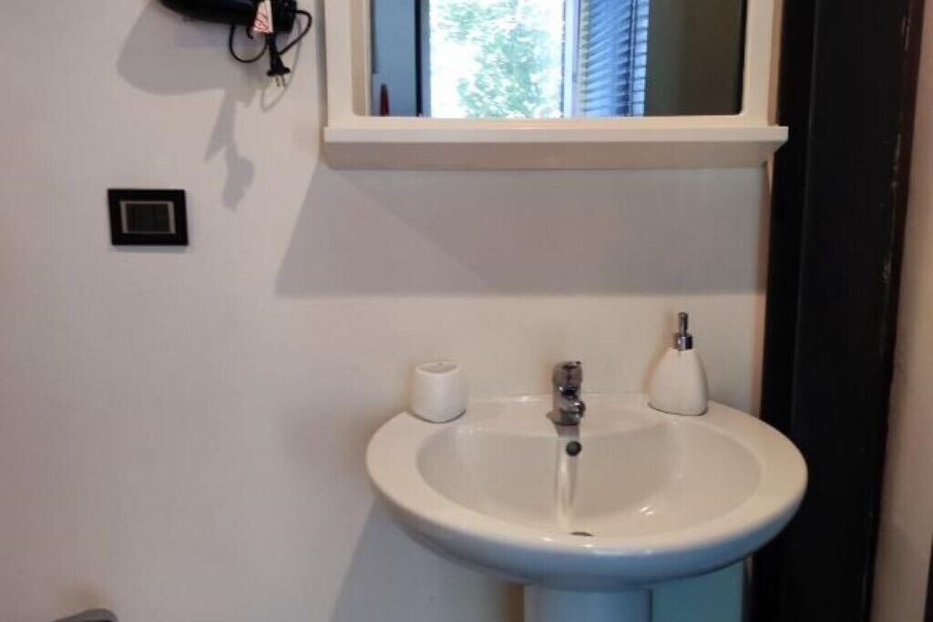 Photo of Bathroom in Misterbianco