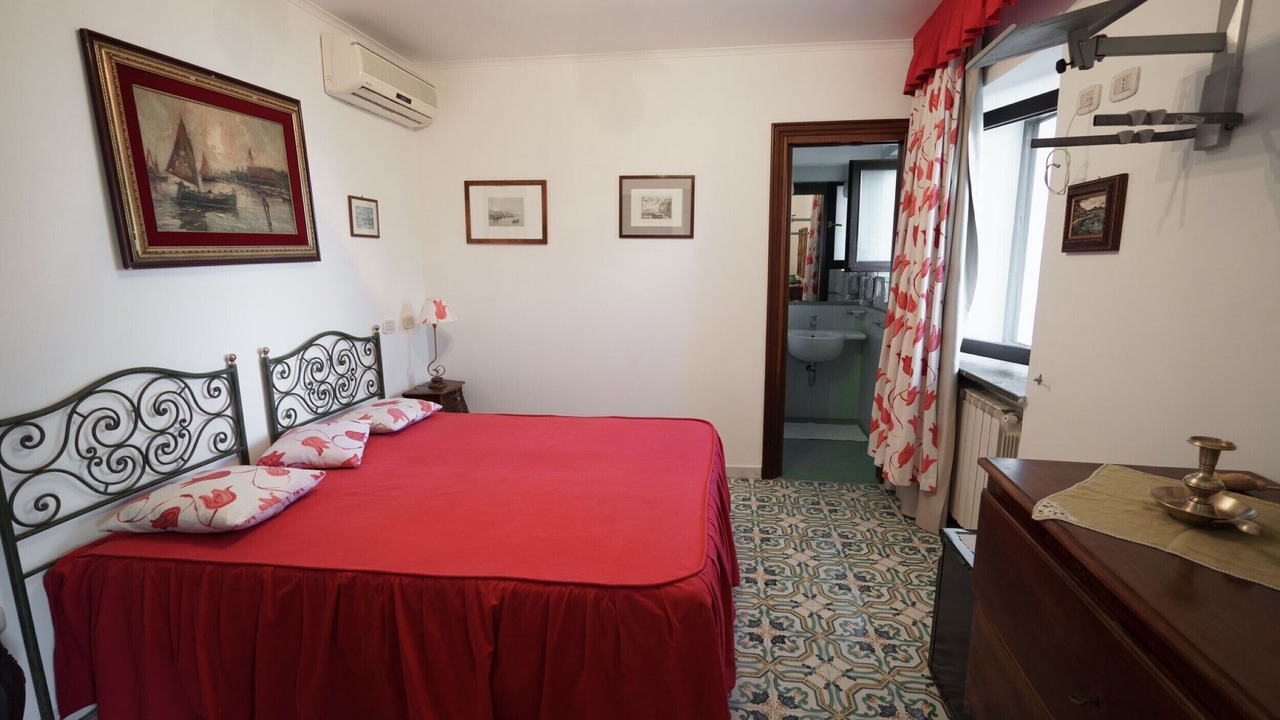 Photo of Bedroom in Sorrento
