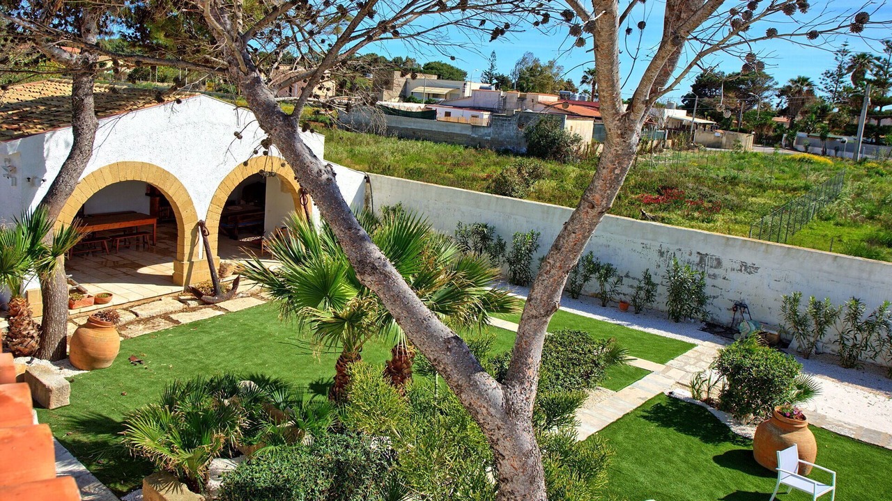 Photo of Outdoor in Lido Marausa