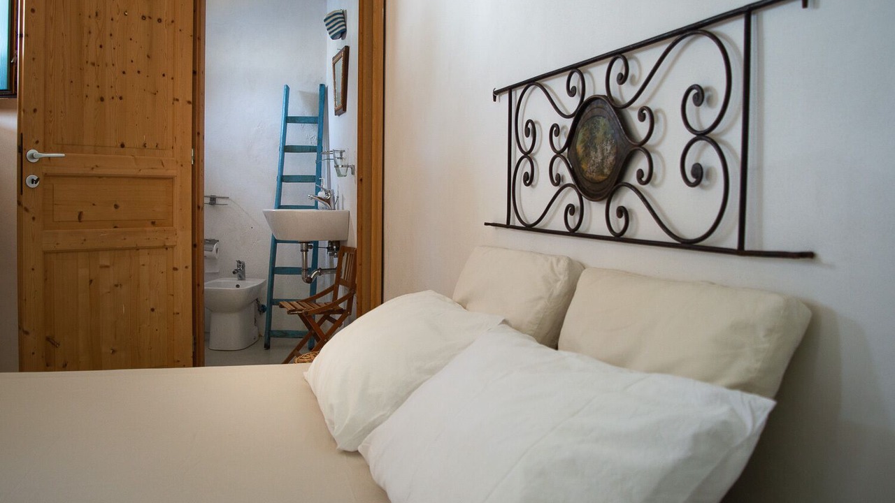 Photo of Bedroom in Filicudi