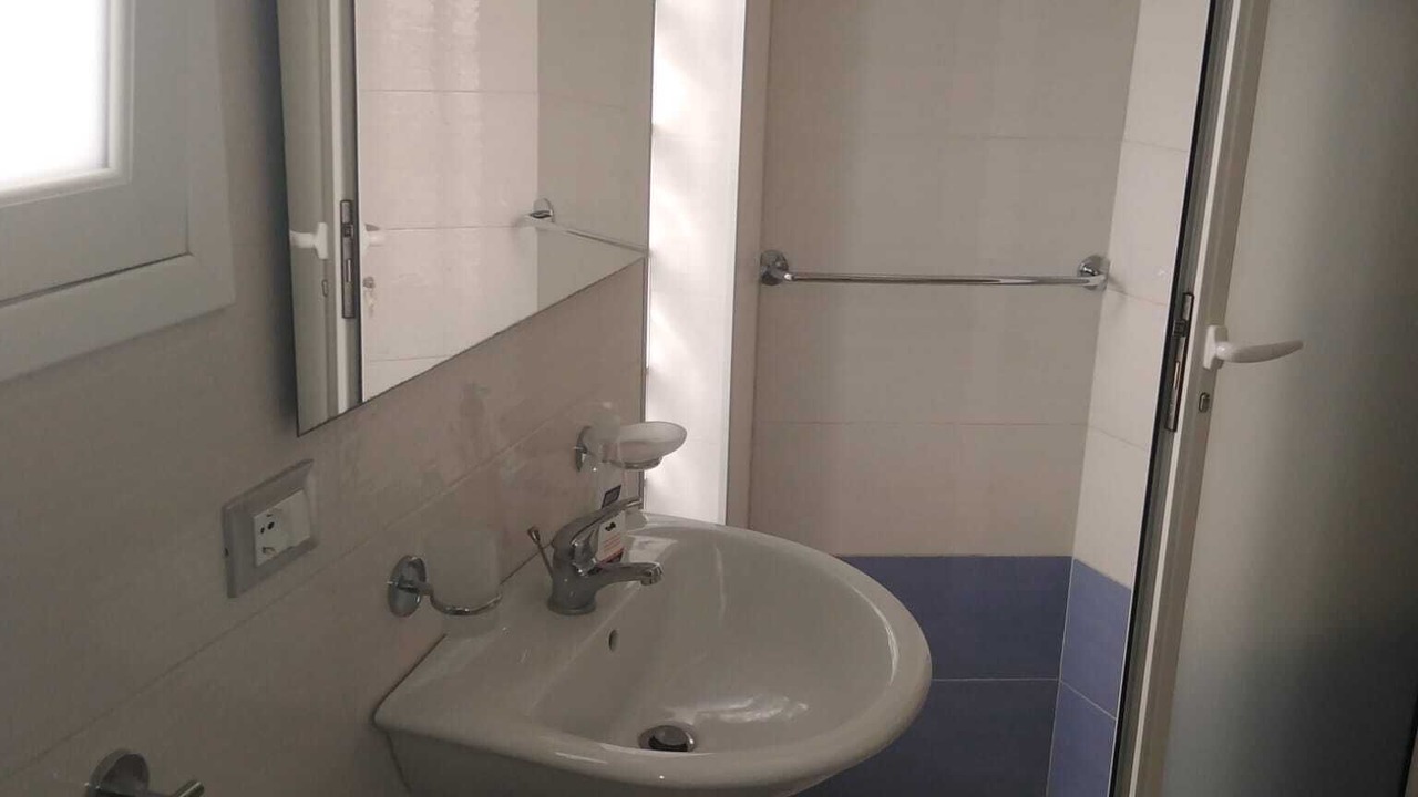 Photo of Bathroom in Avola