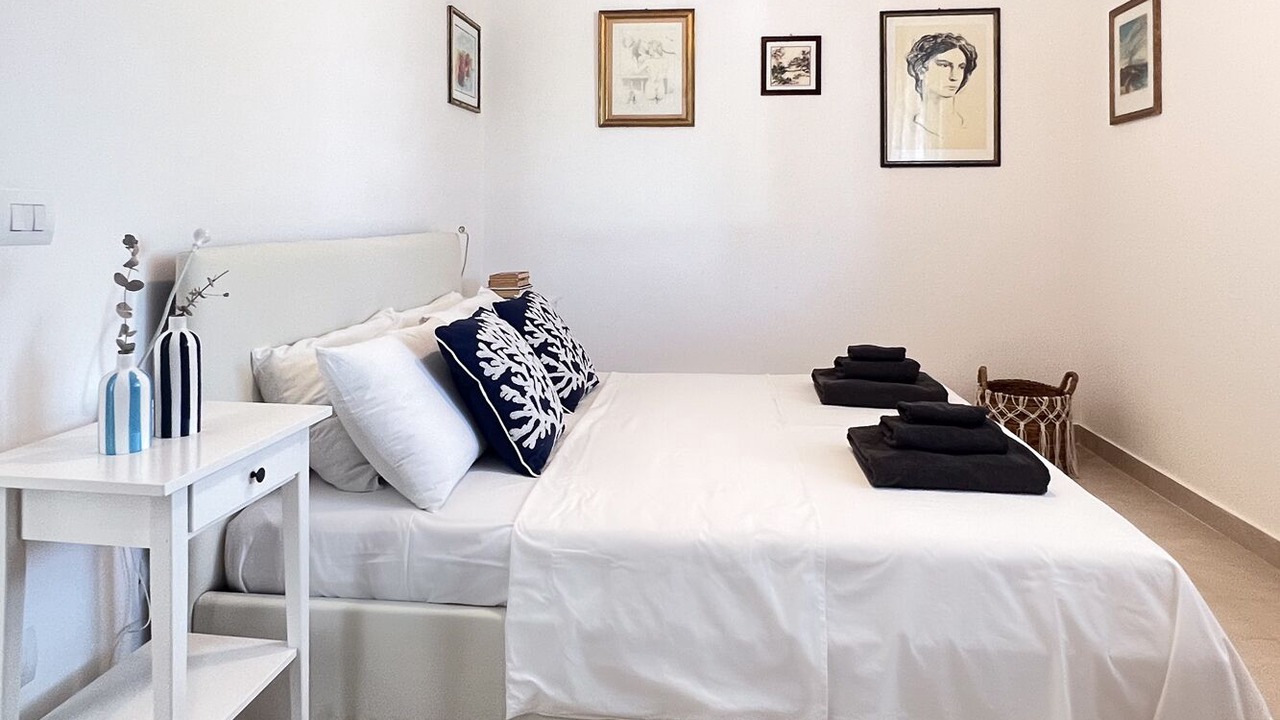 Photo of Bedroom in Brucoli