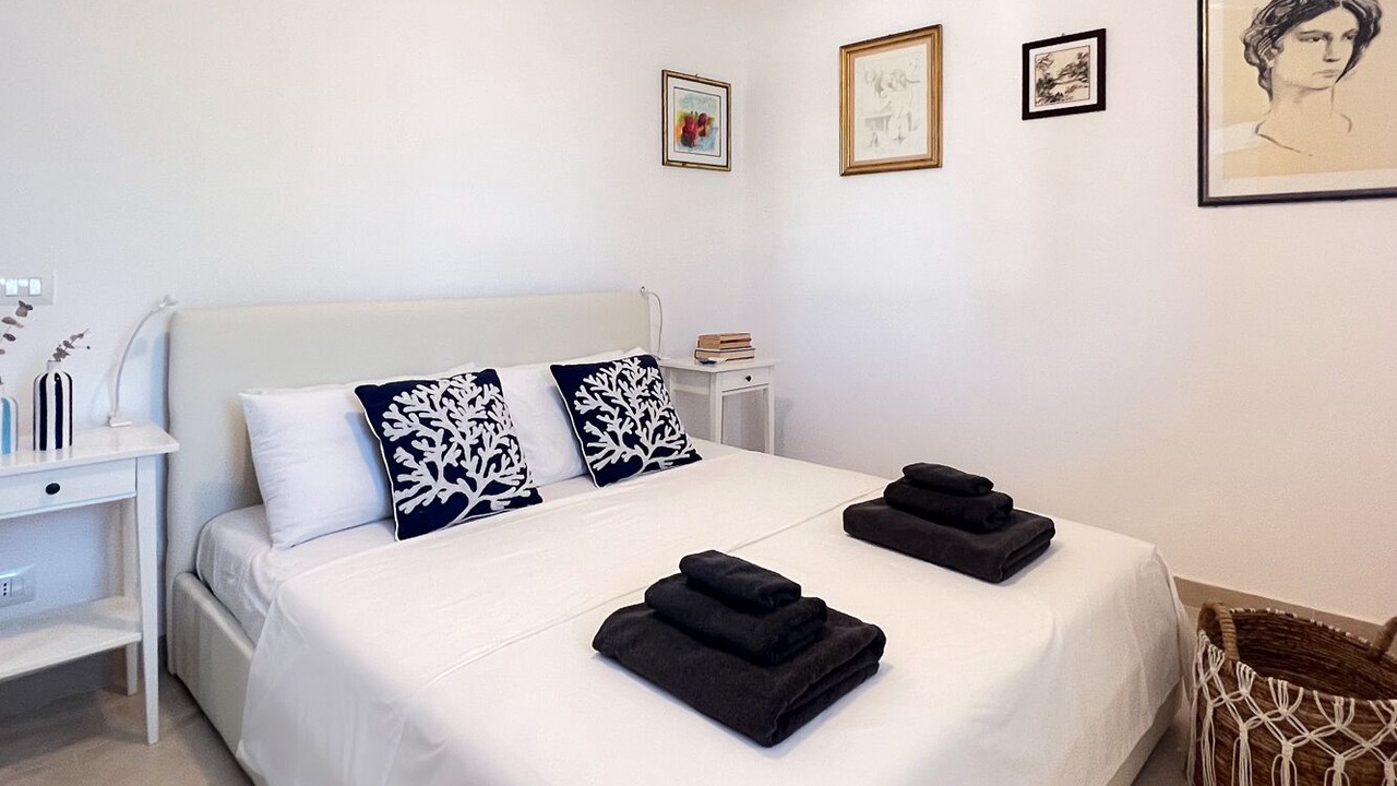 Photo of Bedroom in Brucoli