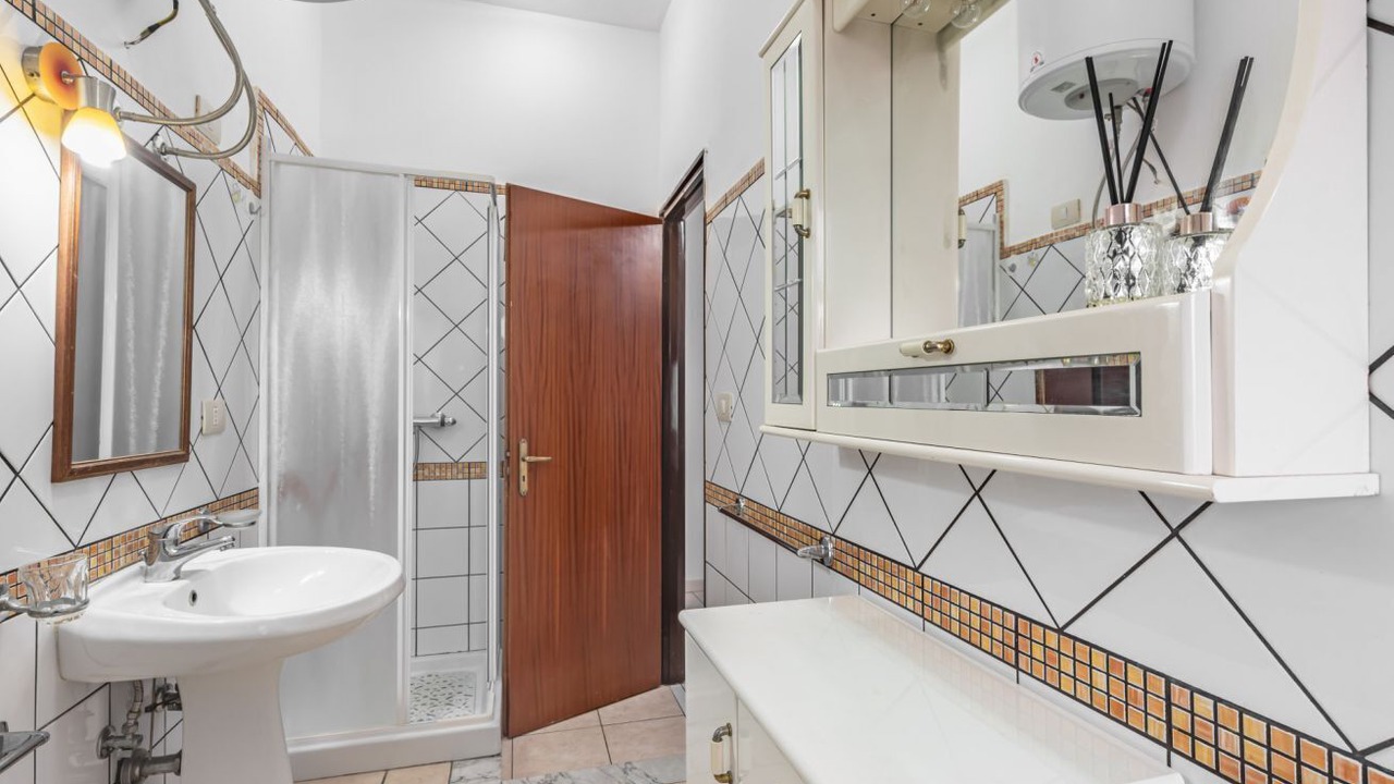 Photo of Bathroom in Chianchitta-Pallio