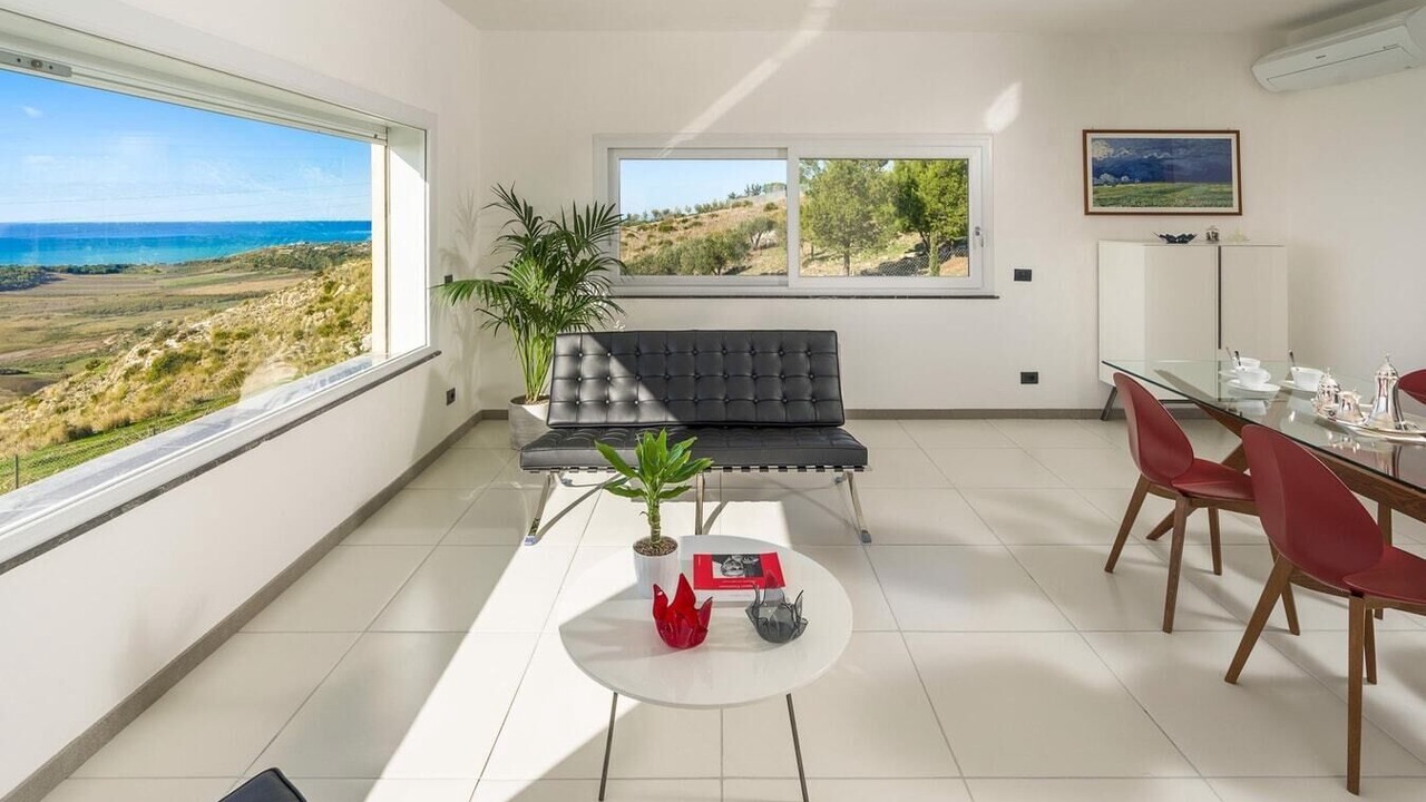 Photo of Livingroom in Montallegro