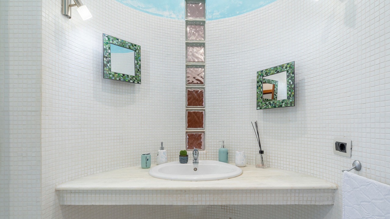 Photo of Bathroom in Arenella