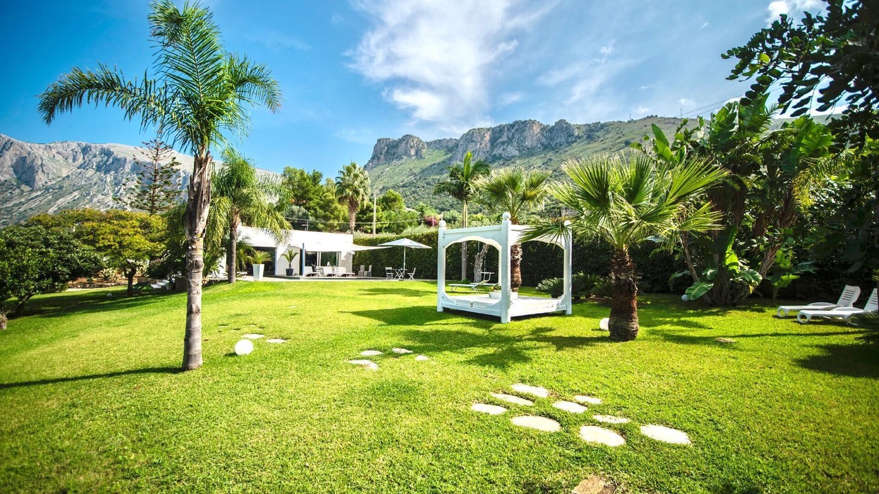 Photo of Outdoor in Terrasini