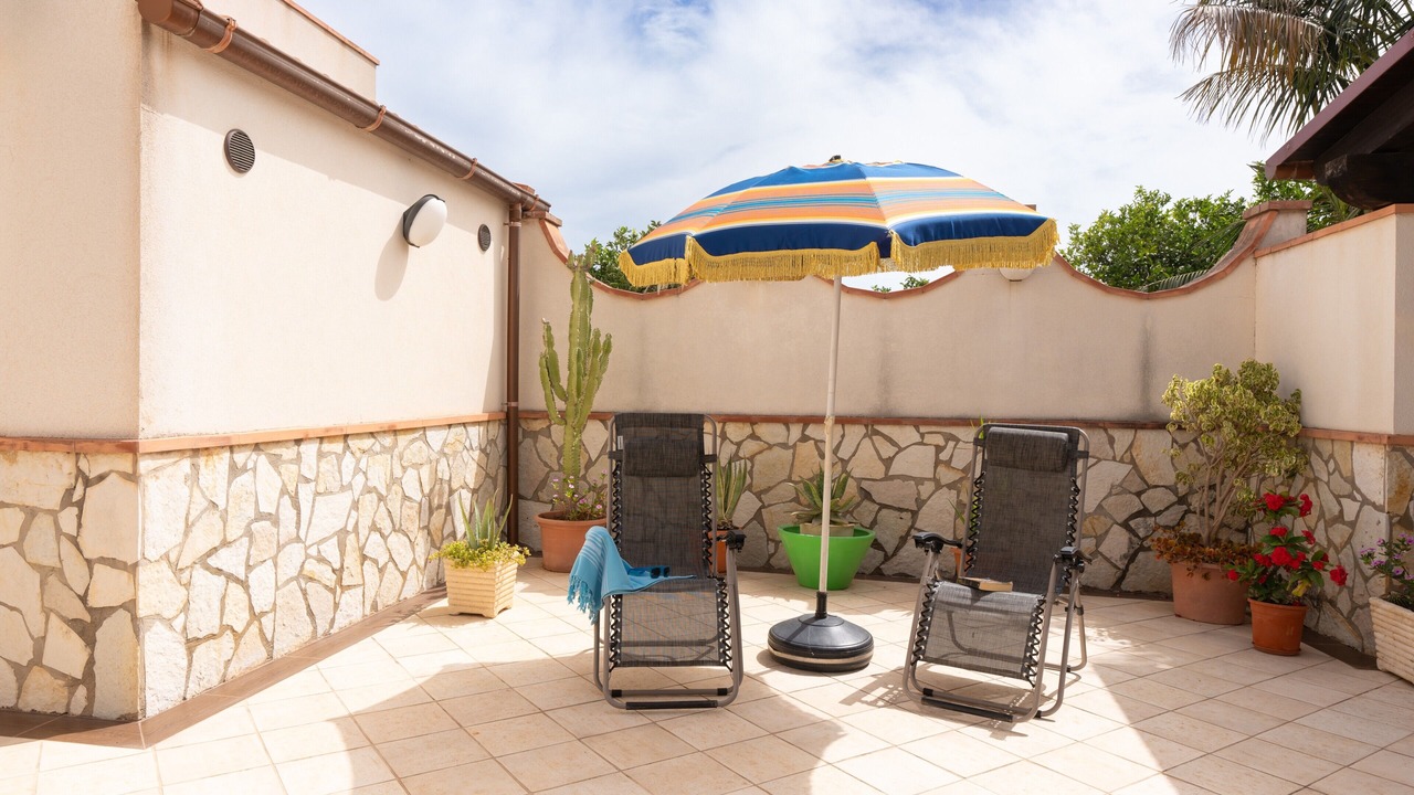 Photo of Patio Balcony in Scopello