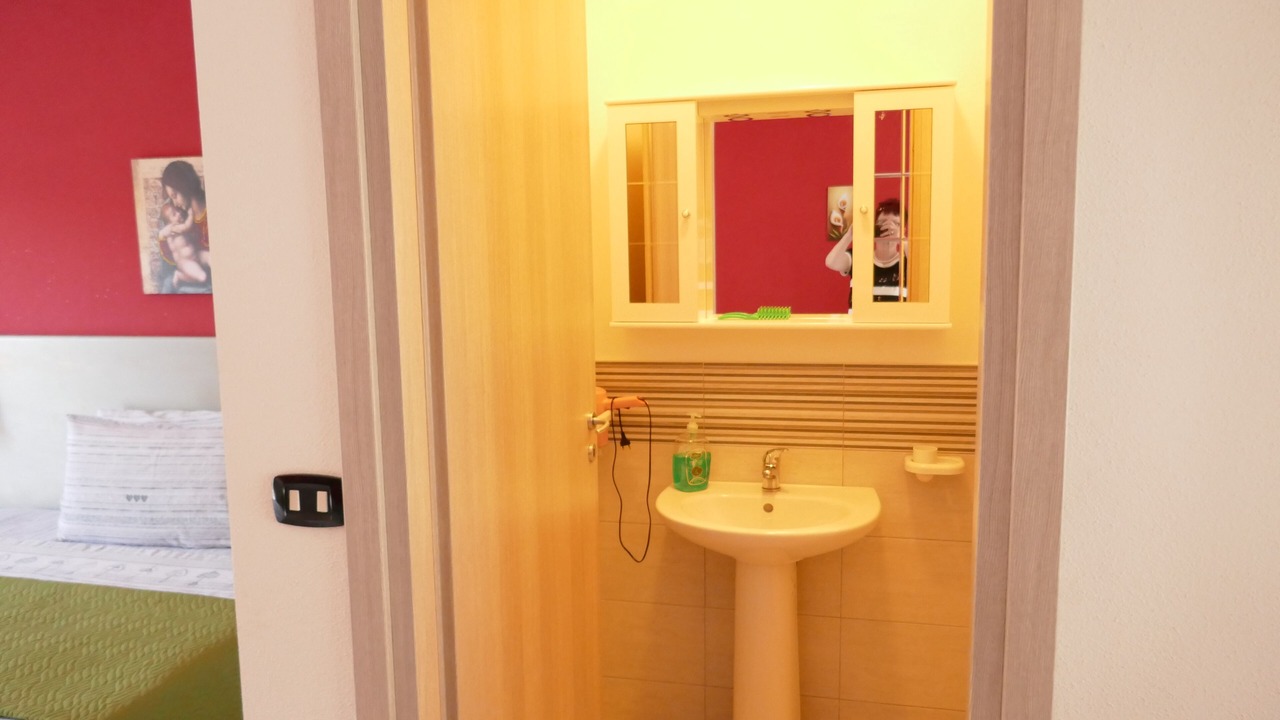 Photo of Bedroom in Patti