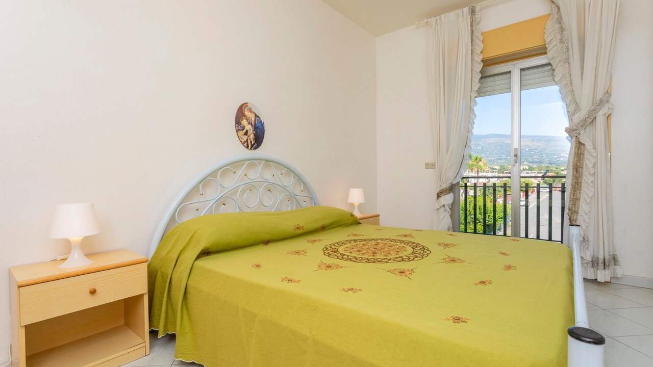 Photo of Bedroom in Fondachello