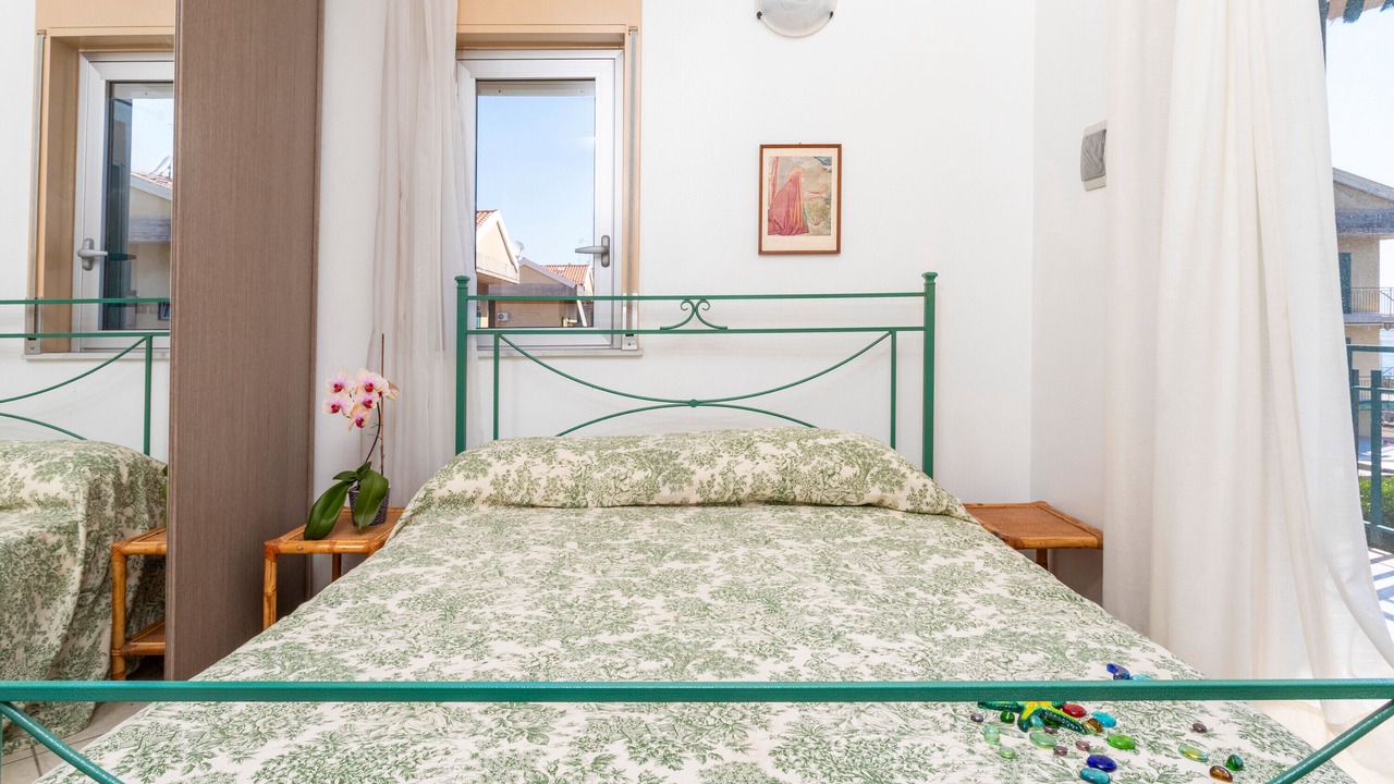 Photo of Bedroom in Fondachello