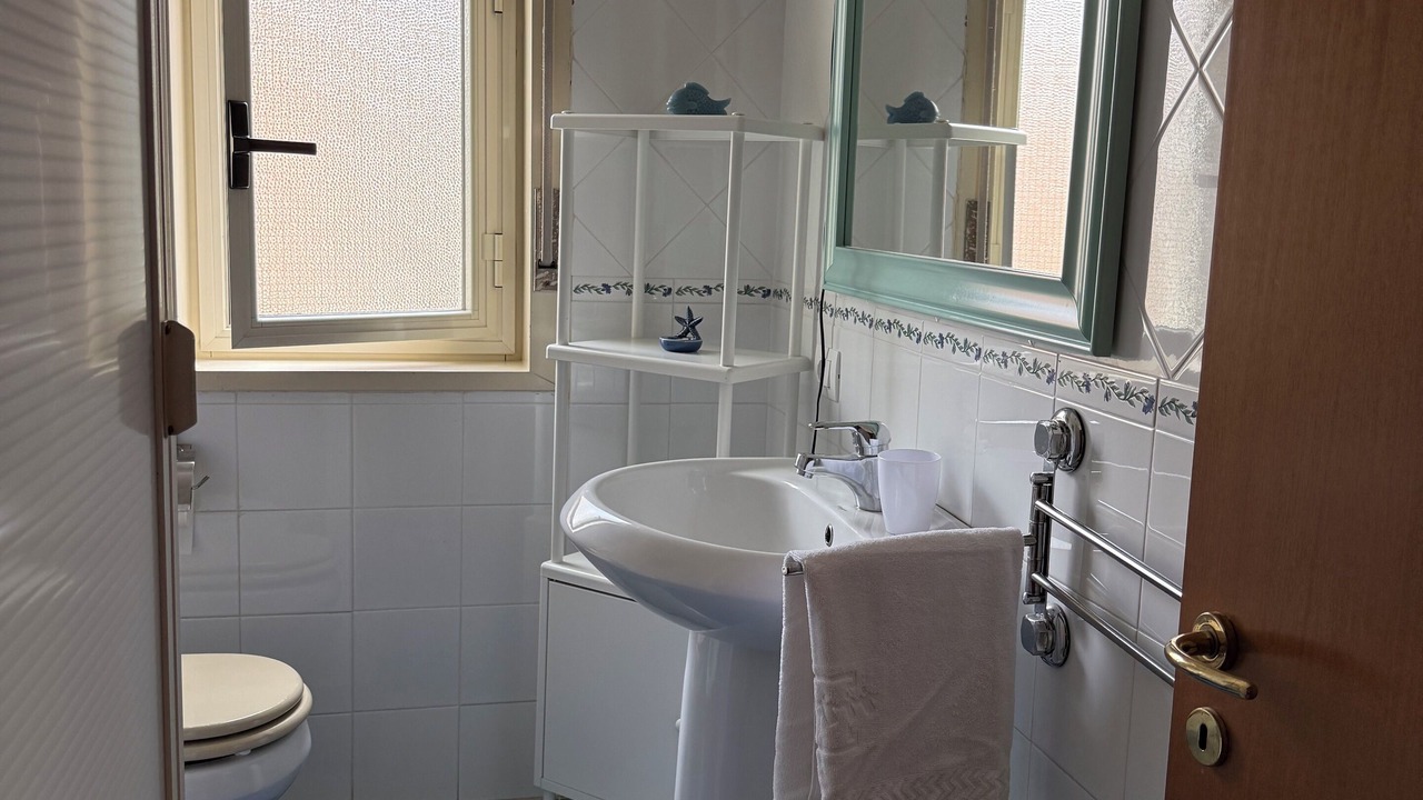 Photo of Bathroom in Costa Saracena-Castelluccio