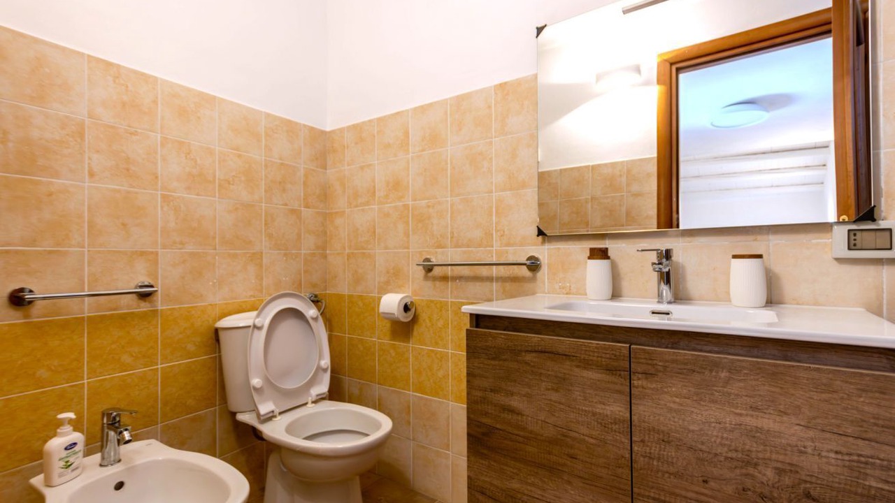 Photo of Bathroom in Noto