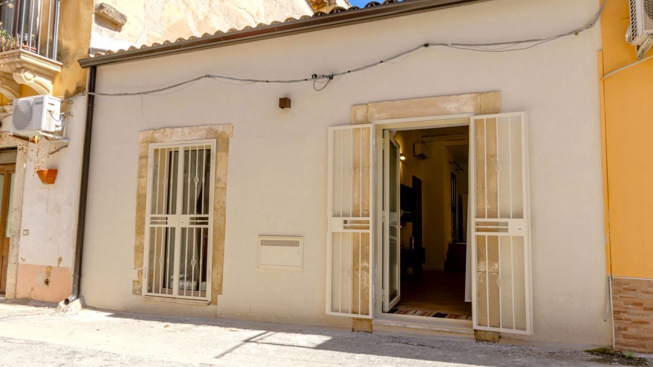 Photo of Outdoor in Noto