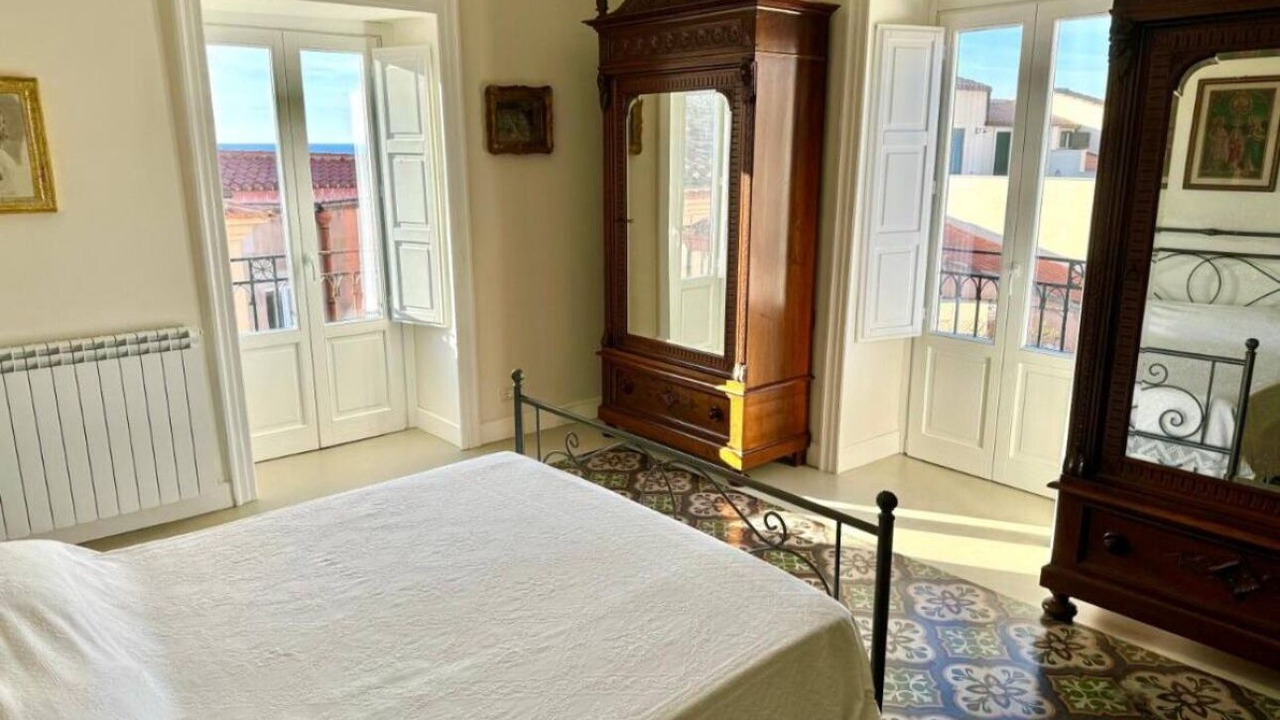 Photo of Bedroom in Old Town