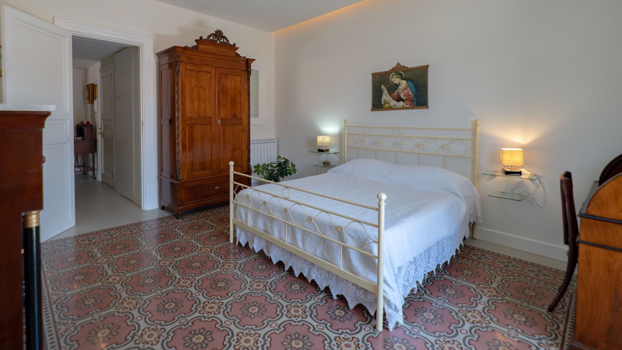 Photo of Bedroom in Old Town