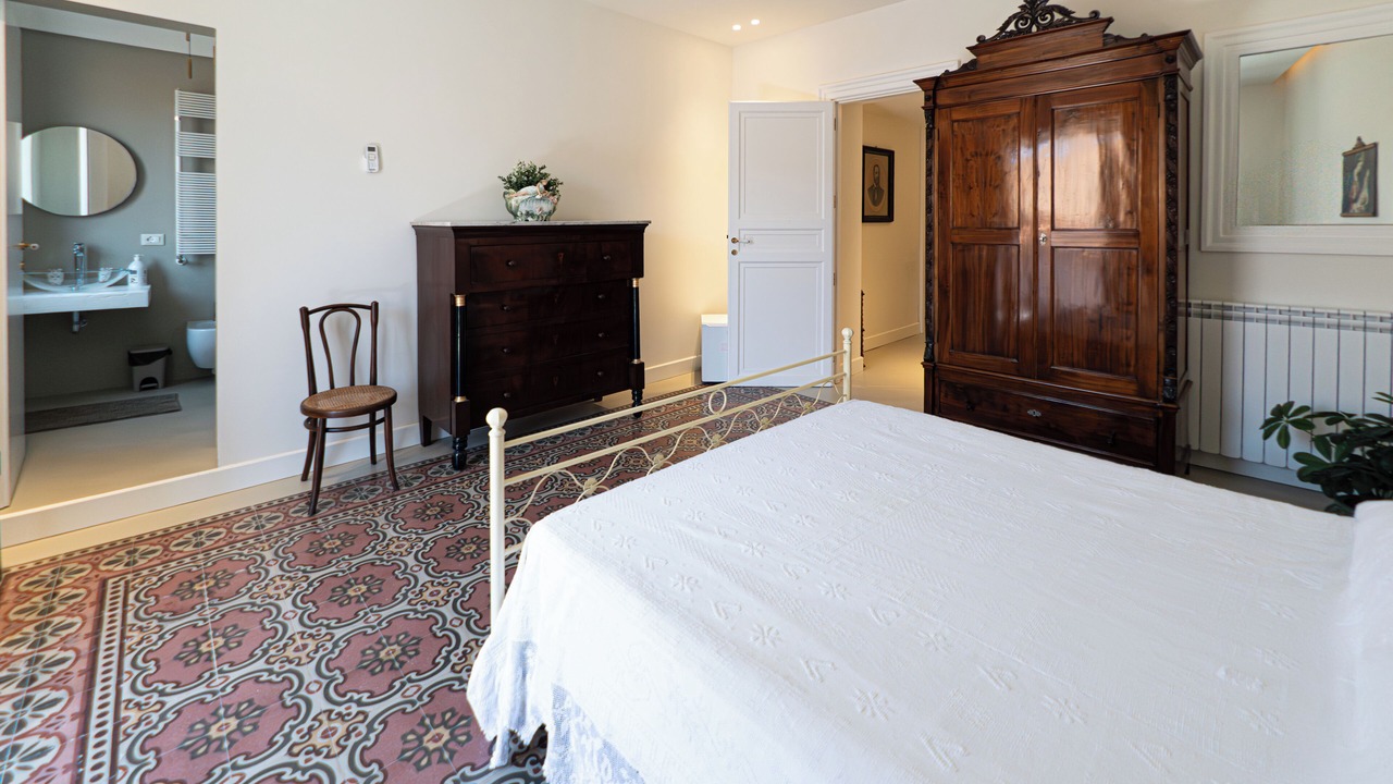 Photo of Bedroom in Old Town