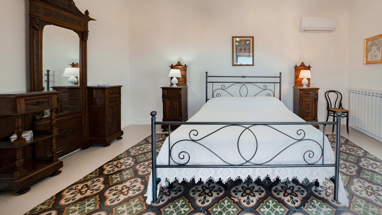 Photo of Bedroom in Old Town