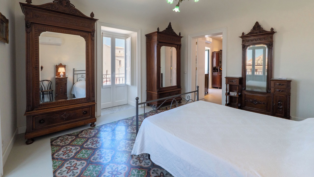 Photo of Bedroom in Old Town