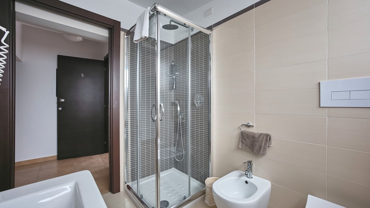 Photo of Bathroom in Ficarra