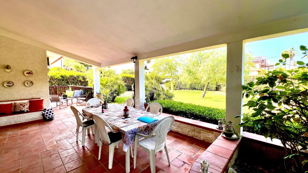 Photo of Outdoor in Isola