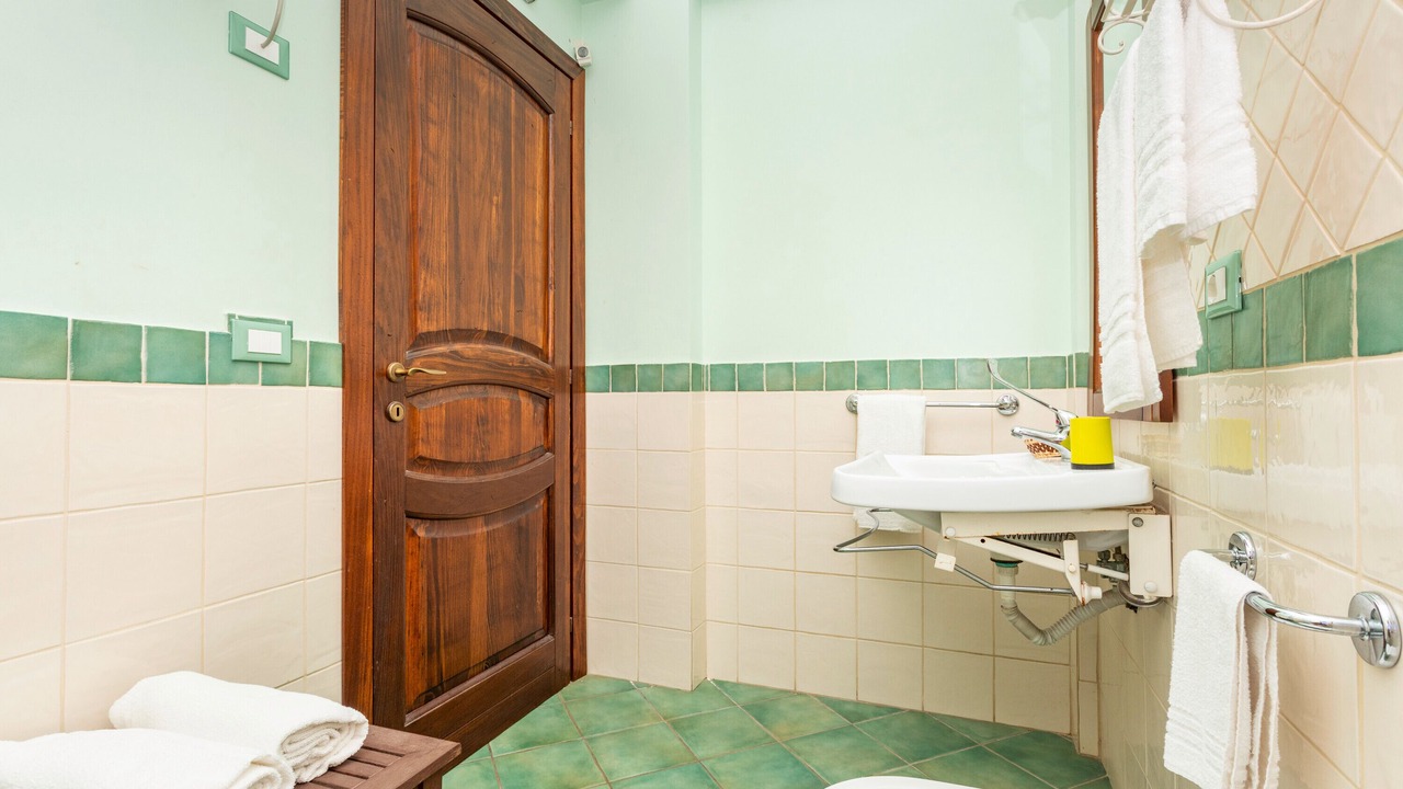 Photo of Bathroom in Calatabiano