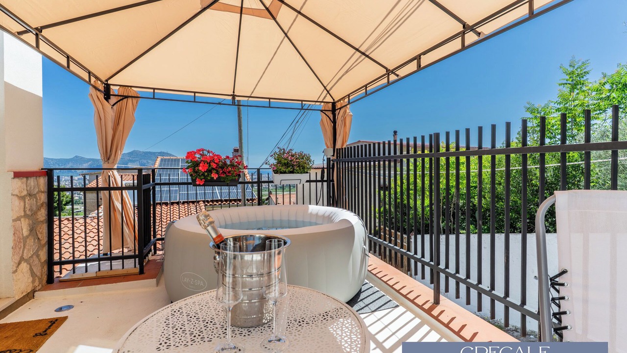 Photo of Patio Balcony in Boccadifalco