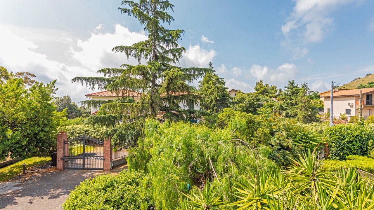 Photo of Outdoor in Mascalucia
