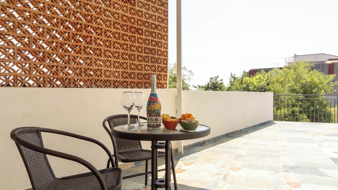 Photo of Outdoor in Solarino
