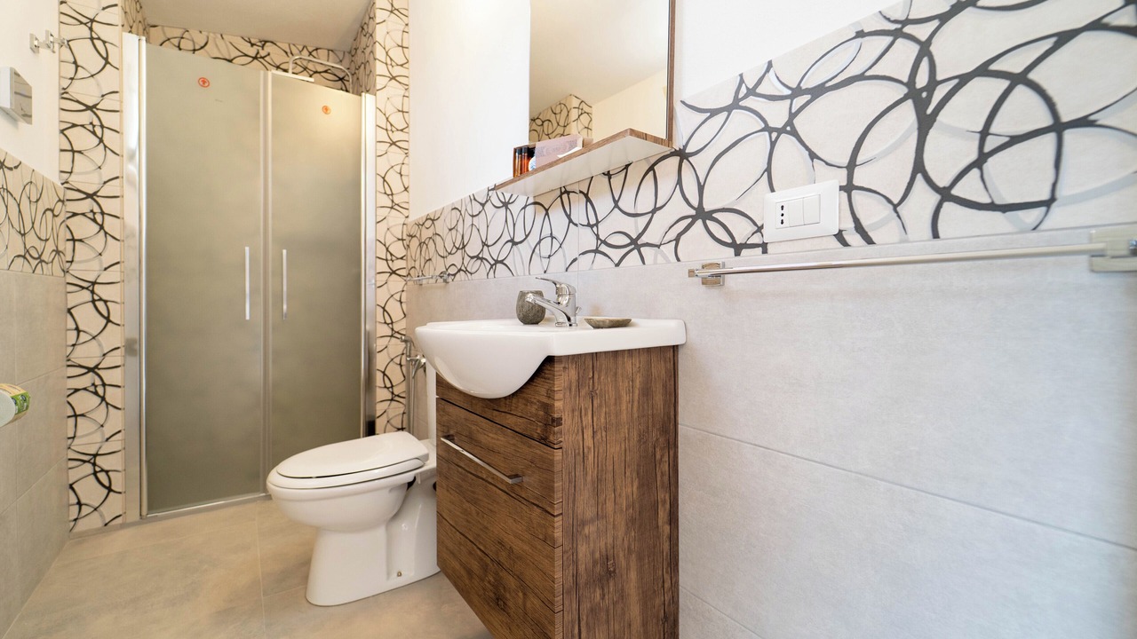 Photo of Bathroom in Solarino