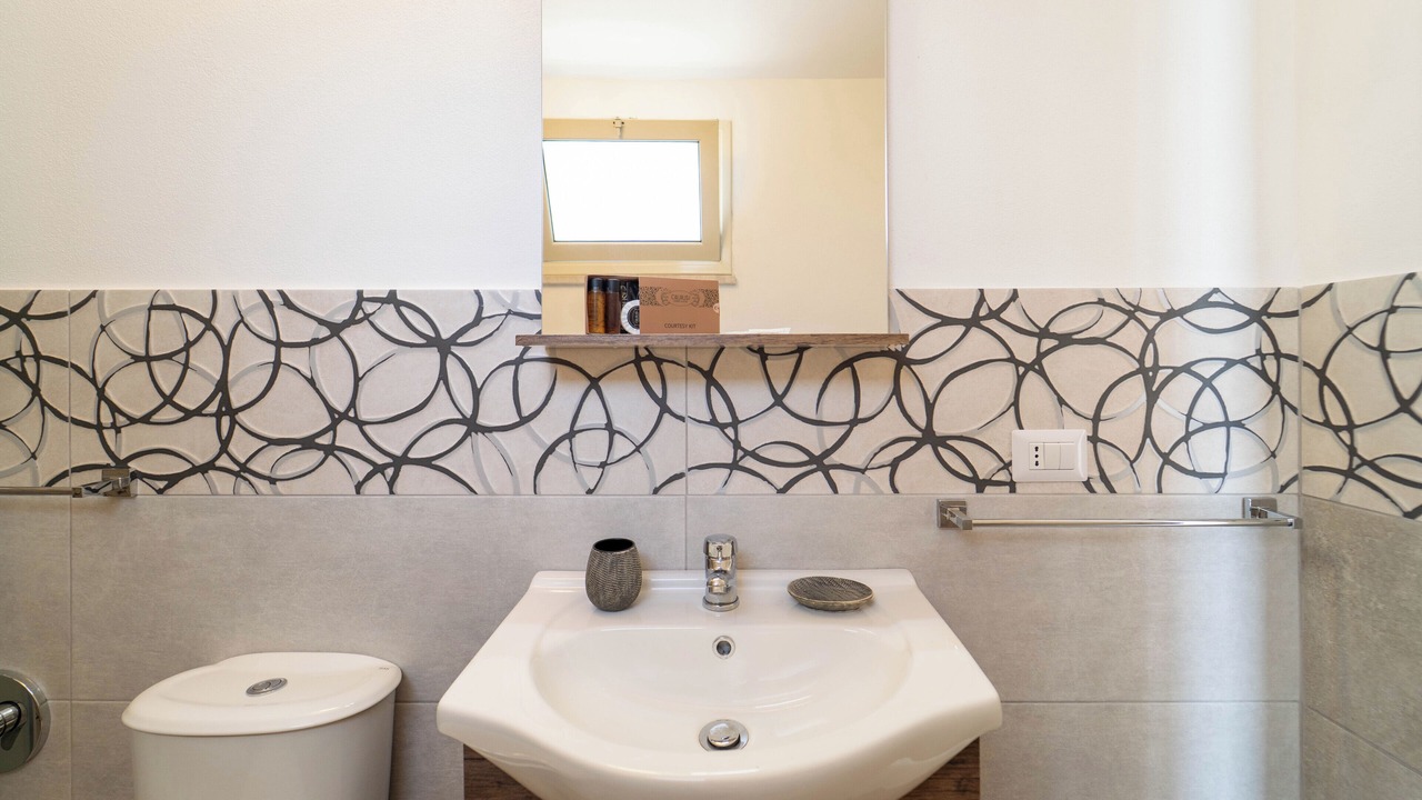 Photo of Bathroom in Solarino