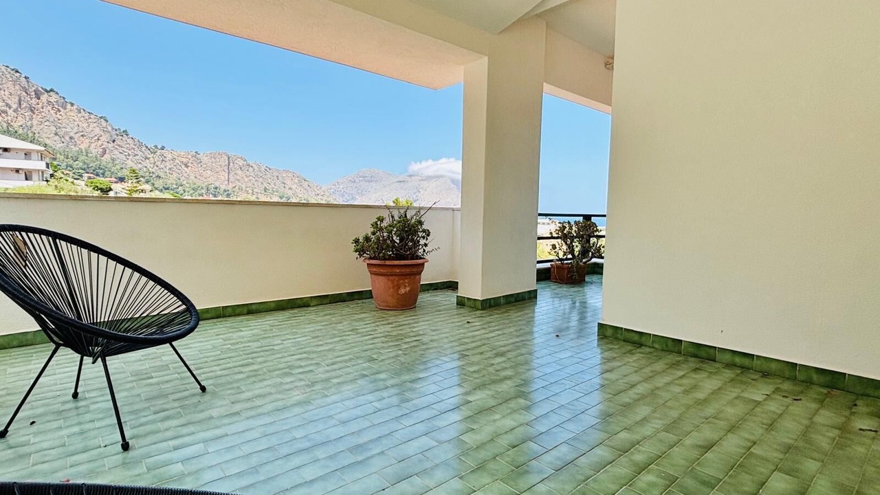 Photo of Patio Balcony in Addaura