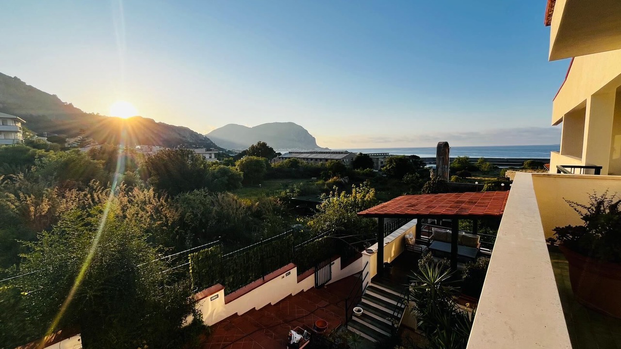 Photo of Patio Balcony in Addaura