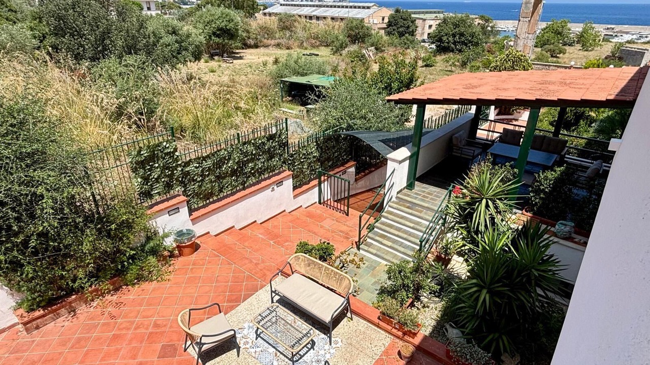 Photo of Patio Balcony in Addaura