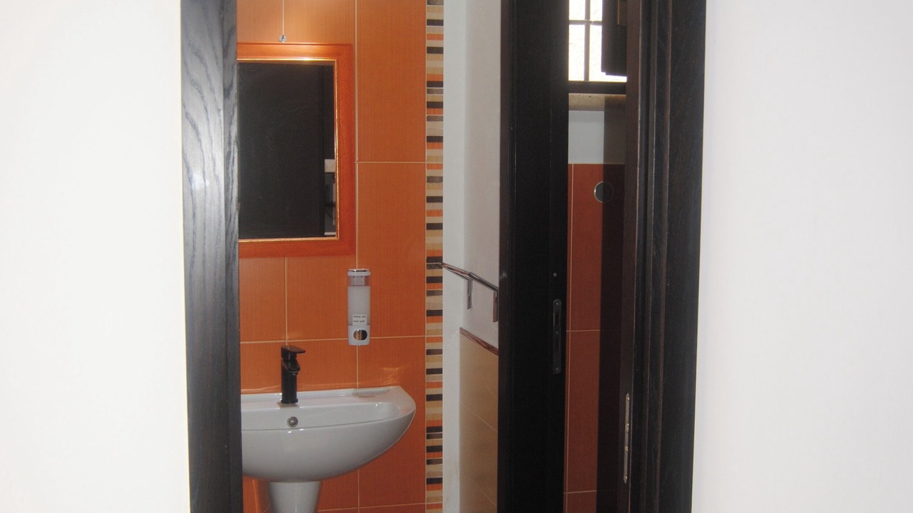 Photo of Bathroom in Alcamo Historic Center