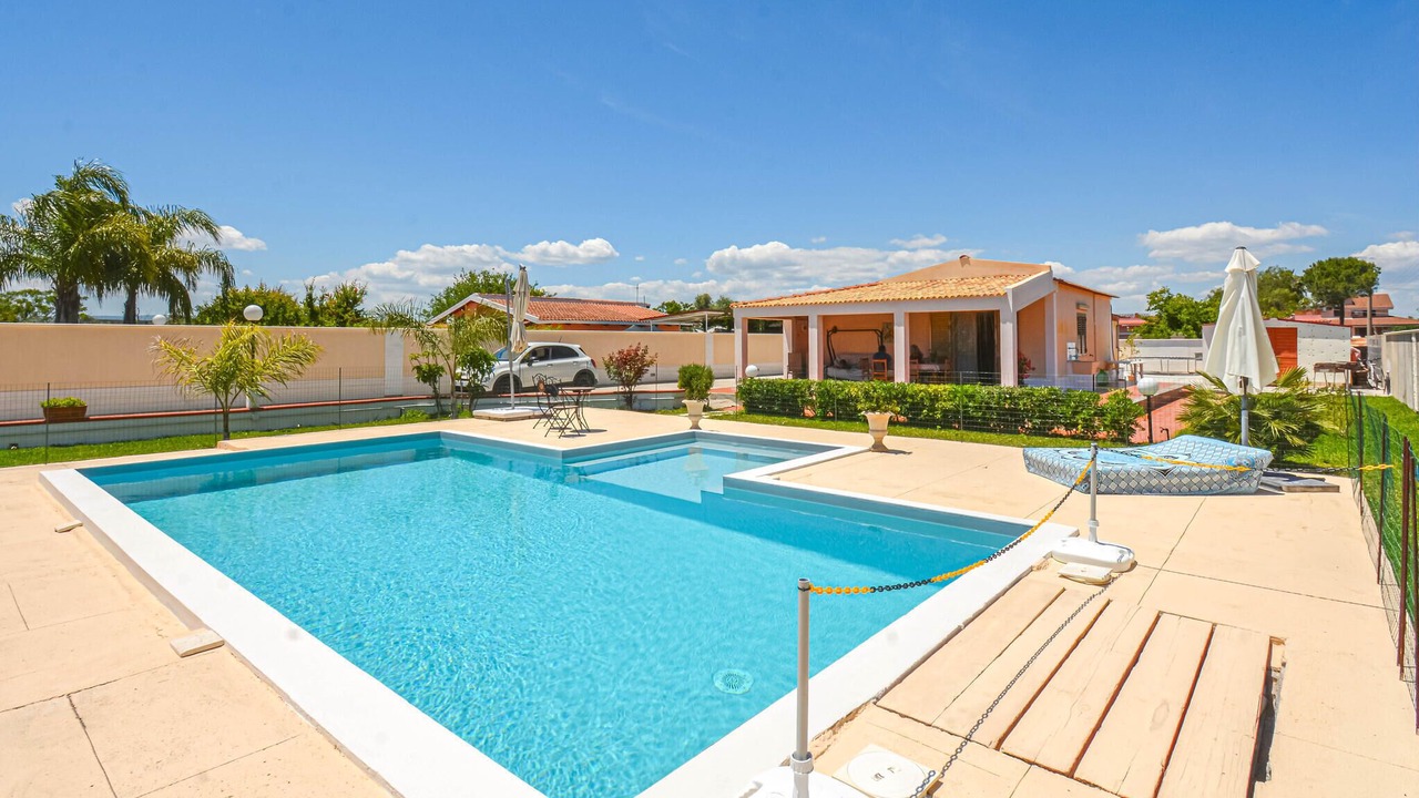 Photo of Outdoor in Brucoli