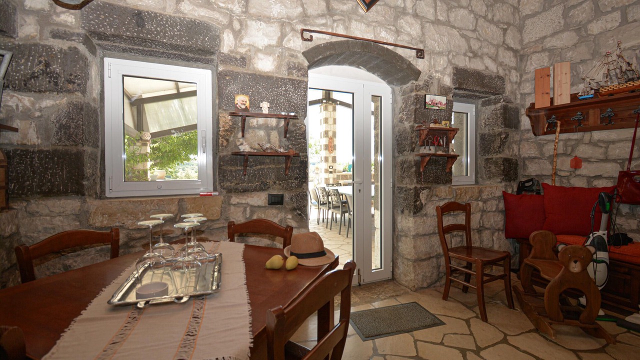 Photo of Bedroom in Monterosso Almo