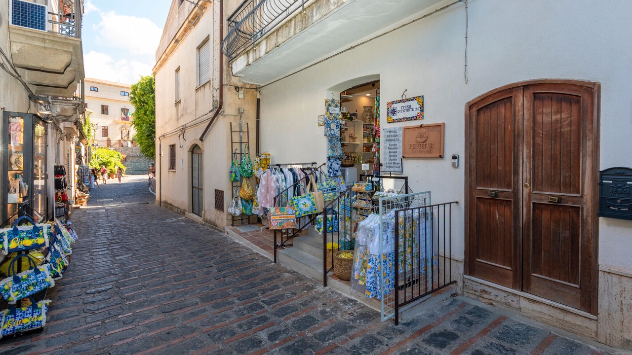 Photo of Others in Savoca